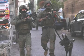 רשימת החשודים בסחר באמל"ח וסמים בתיק הסוכן "הנווד" של להב 433