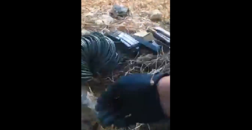 ירכא: מצבור אמצעי לחימה בשטח פתוח, ארגזי תחמושת בגזע עץ זית