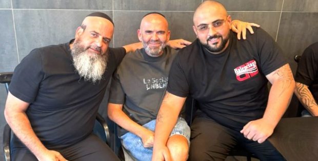 הותר לפרסום: אליושה עשה סולחה עם שמוליק הרוש וזיו אלוש
