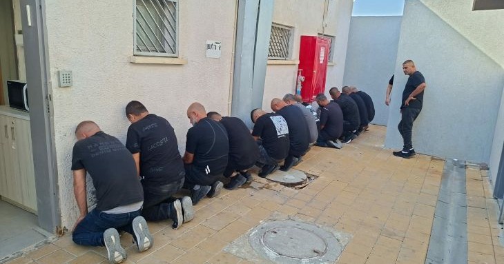 עצורים ערערה נגב - חיצונית