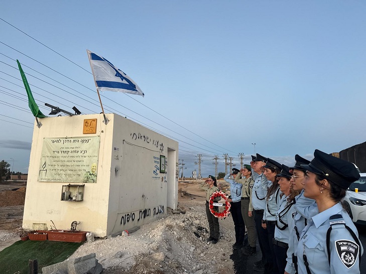 לזכר גיבורי ה-7 באוקטובר: המשטרה בדקה דומיה בכל זירות הלחימה