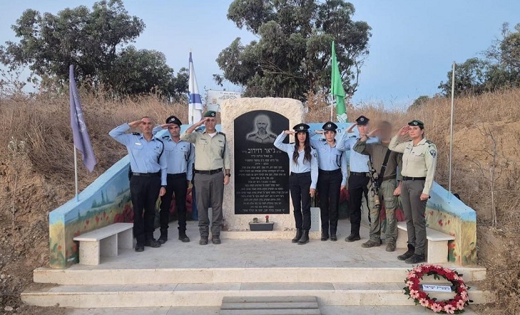 לזכר גיבורי ה-7 באוקטובר: המשטרה בדקה דומיה בכל זירות הלחימה